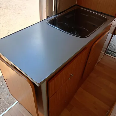 Campsite Furgoneta Camper Gran Volumen